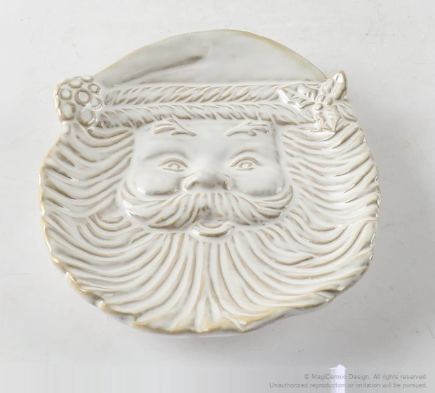 Santa, Sculpted in Winter White collection, cropped original photograph of MCS25Q25L507