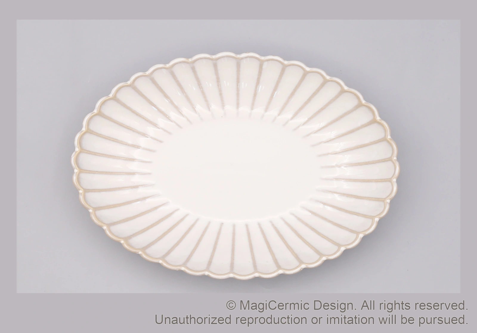 Original MGB product photograph: scalloped plate or platter, catalogue reference DZP5829