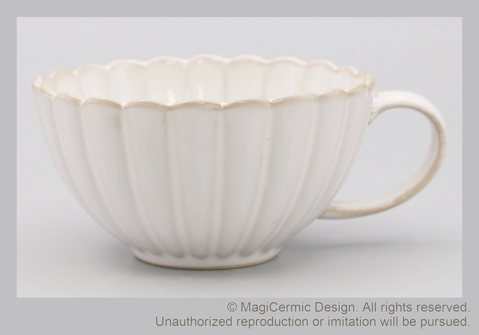 Original MGB product photograph: fluted cup or mug, catalogue reference DZP5833